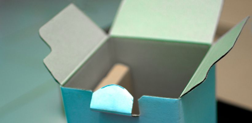 Easy-Open A box showcasing the easy open mechanism