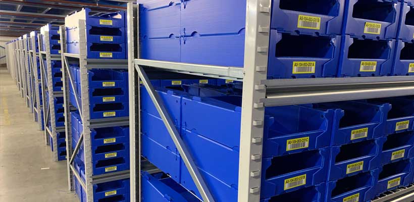 Warehouse-layout Picking bins in warehouse racking