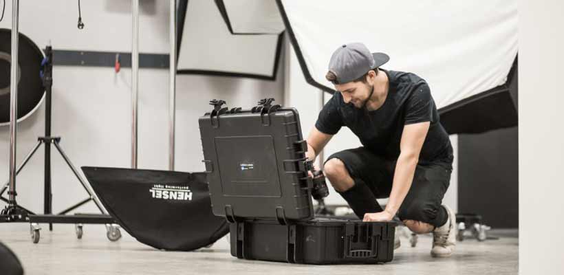 B&W cases An engineer using a B&W case