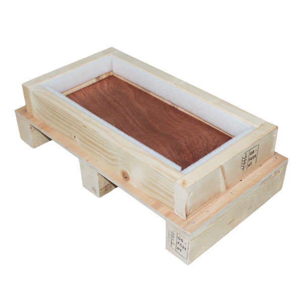 Custom wooden pallet collars