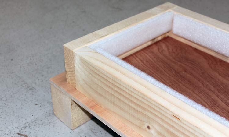 Wooden pallet collars
