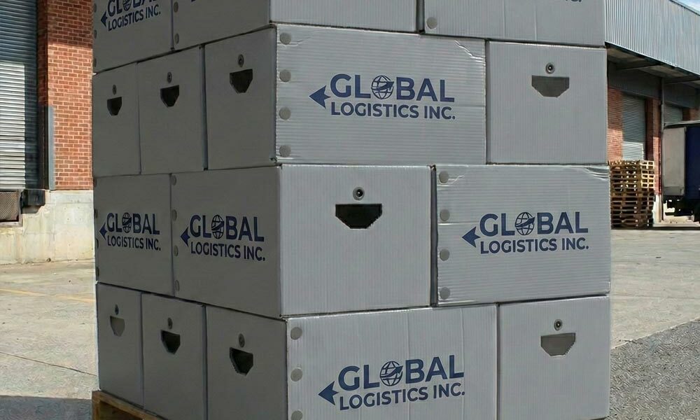 Corrugated plastic boxes for shipping