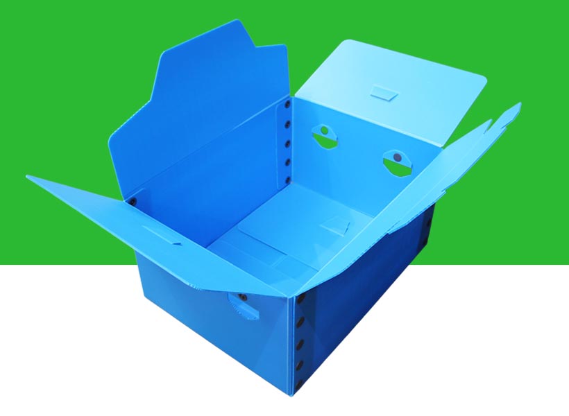 Corrugated plastic containers