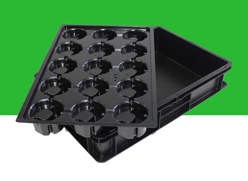 Vacuum formed packaging-tray